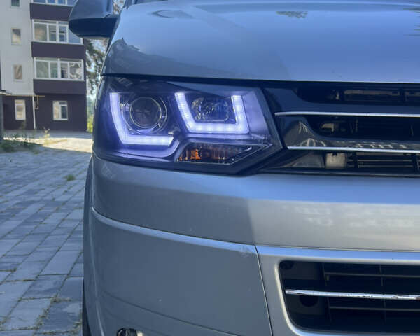 Сірий Фольксваген Transporter, об'ємом двигуна 2 л та пробігом 241 тис. км за 16000 $, фото 9 на Automoto.ua