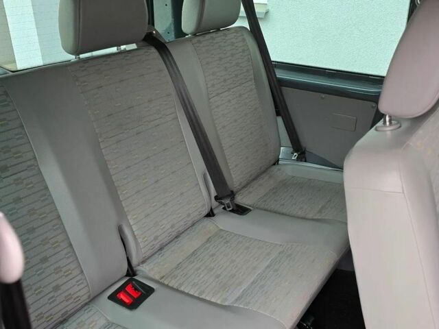 Серый Фольксваген Transporter, объемом двигателя 2 л и пробегом 136 тыс. км за 8500 $, фото 15 на Automoto.ua