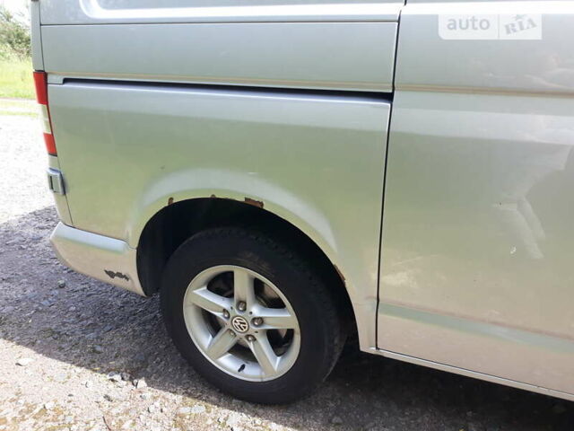 Серый Фольксваген Transporter, объемом двигателя 2 л и пробегом 440 тыс. км за 11000 $, фото 4 на Automoto.ua