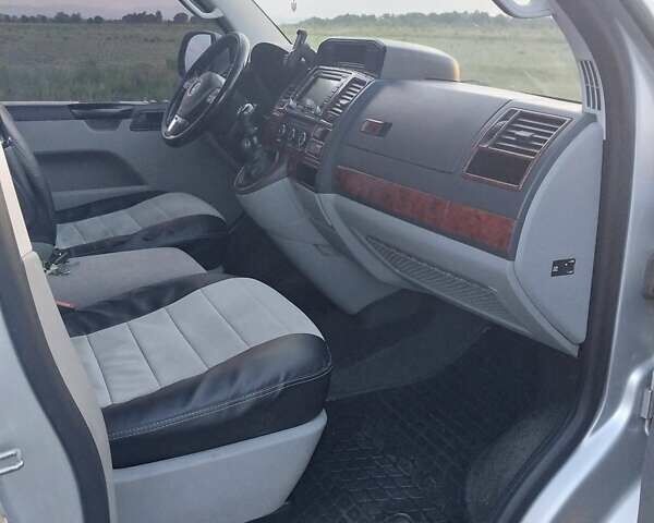 Серый Фольксваген Transporter, объемом двигателя 1.97 л и пробегом 331 тыс. км за 16500 $, фото 11 на Automoto.ua