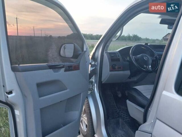 Серый Фольксваген Transporter, объемом двигателя 1.97 л и пробегом 331 тыс. км за 16500 $, фото 7 на Automoto.ua