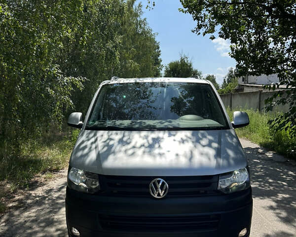 Сірий Фольксваген Transporter, об'ємом двигуна 2 л та пробігом 225 тис. км за 17000 $, фото 7 на Automoto.ua
