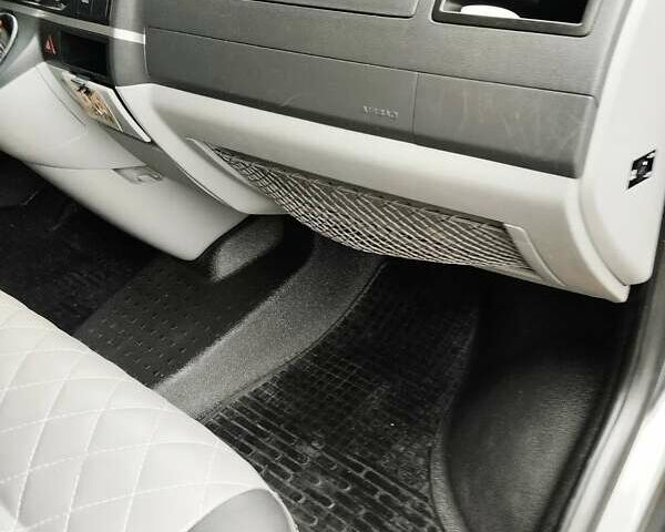 Серый Фольксваген Transporter, объемом двигателя 1.97 л и пробегом 203 тыс. км за 19800 $, фото 28 на Automoto.ua