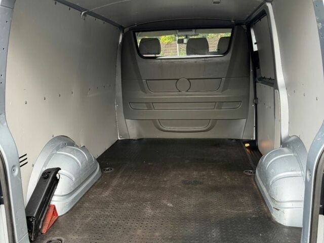 Сірий Фольксваген Transporter, об'ємом двигуна 2 л та пробігом 145 тис. км за 8500 $, фото 11 на Automoto.ua