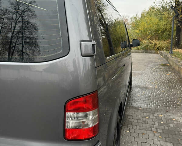 Серый Фольксваген Transporter, объемом двигателя 1.97 л и пробегом 250 тыс. км за 22300 $, фото 17 на Automoto.ua