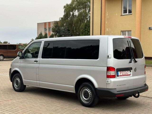 Серый Фольксваген Transporter, объемом двигателя 2 л и пробегом 174 тыс. км за 9000 $, фото 3 на Automoto.ua