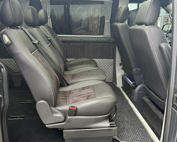 Серый Фольксваген Transporter, объемом двигателя 1.97 л и пробегом 250 тыс. км за 22300 $, фото 28 на Automoto.ua