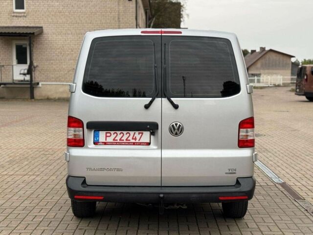 Серый Фольксваген Transporter, объемом двигателя 2 л и пробегом 174 тыс. км за 9000 $, фото 4 на Automoto.ua
