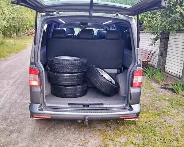 Серый Фольксваген Transporter, объемом двигателя 1.97 л и пробегом 203 тыс. км за 19800 $, фото 11 на Automoto.ua