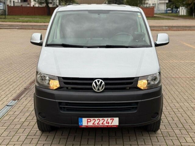 Серый Фольксваген Transporter, объемом двигателя 2 л и пробегом 174 тыс. км за 9000 $, фото 1 на Automoto.ua