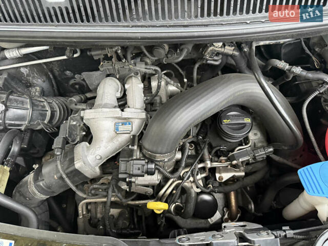 Серый Фольксваген Transporter, объемом двигателя 1.97 л и пробегом 250 тыс. км за 22300 $, фото 35 на Automoto.ua