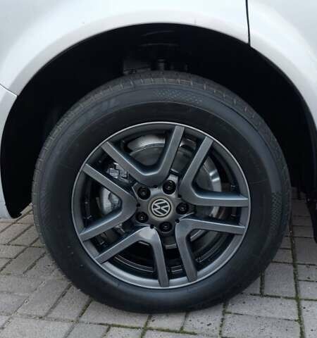 Серый Фольксваген Transporter, объемом двигателя 2 л и пробегом 235 тыс. км за 19900 $, фото 12 на Automoto.ua