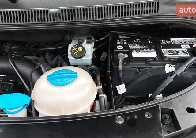 Серый Фольксваген Transporter, объемом двигателя 2 л и пробегом 235 тыс. км за 19900 $, фото 41 на Automoto.ua