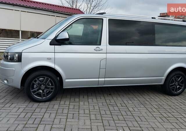 Серый Фольксваген Transporter, объемом двигателя 2 л и пробегом 235 тыс. км за 19900 $, фото 3 на Automoto.ua