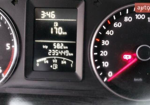 Серый Фольксваген Transporter, объемом двигателя 2 л и пробегом 235 тыс. км за 19900 $, фото 40 на Automoto.ua