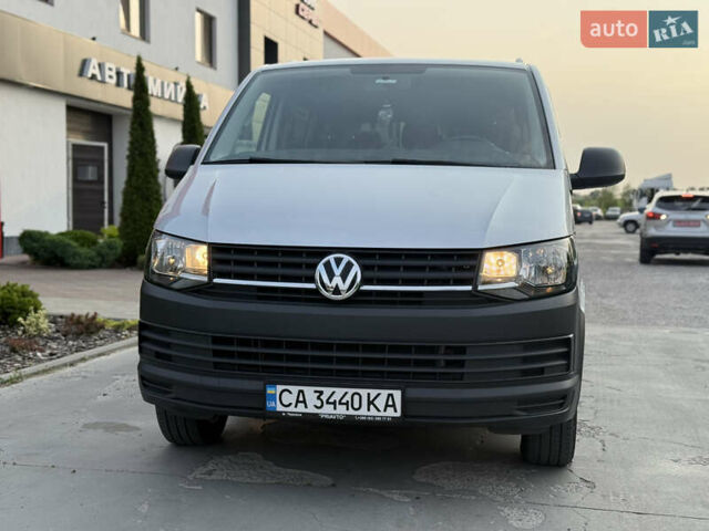 Сірий Фольксваген Transporter, об'ємом двигуна 2 л та пробігом 191 тис. км за 20800 $, фото 2 на Automoto.ua