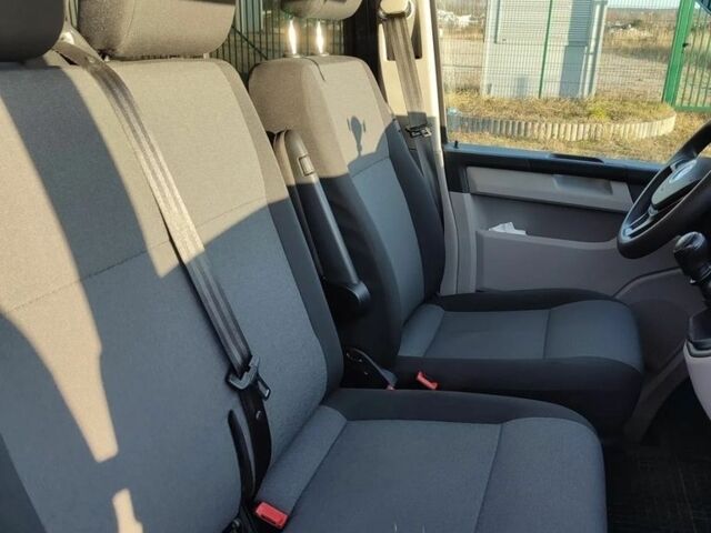 Серый Фольксваген Transporter, объемом двигателя 2 л и пробегом 162 тыс. км за 10000 $, фото 13 на Automoto.ua