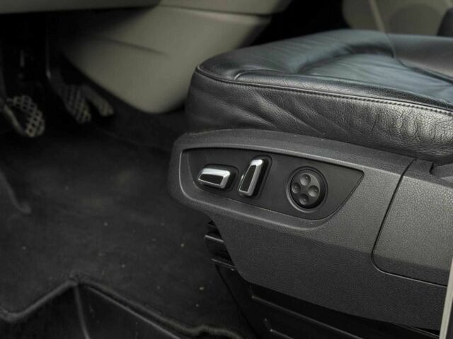 Серый Фольксваген Transporter, объемом двигателя 2 л и пробегом 218 тыс. км за 14440 $, фото 23 на Automoto.ua