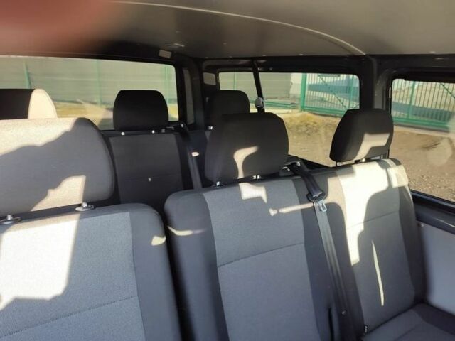 Серый Фольксваген Transporter, объемом двигателя 2 л и пробегом 162 тыс. км за 10000 $, фото 14 на Automoto.ua
