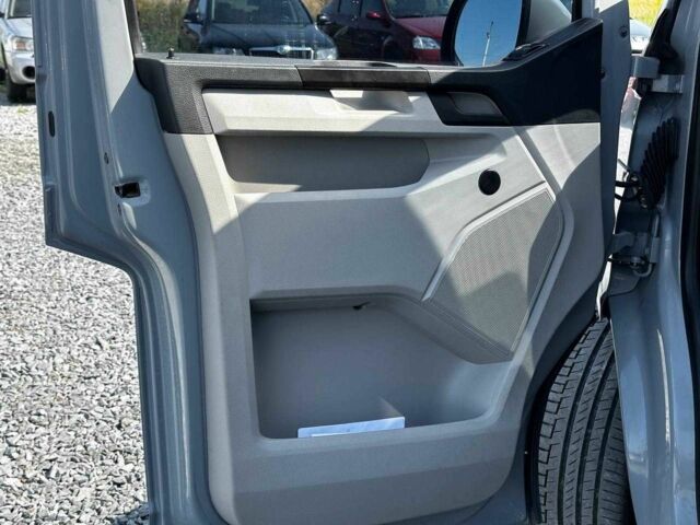Сірий Фольксваген Transporter, об'ємом двигуна 2 л та пробігом 218 тис. км за 14590 $, фото 9 на Automoto.ua