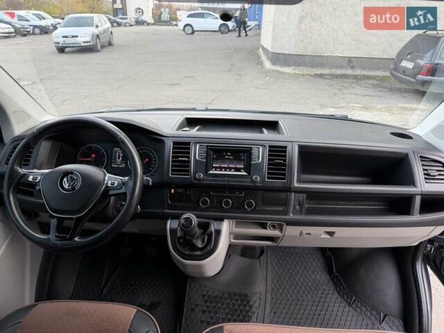 Серый Фольксваген Transporter, объемом двигателя 1.97 л и пробегом 229 тыс. км за 22800 $, фото 16 на Automoto.ua