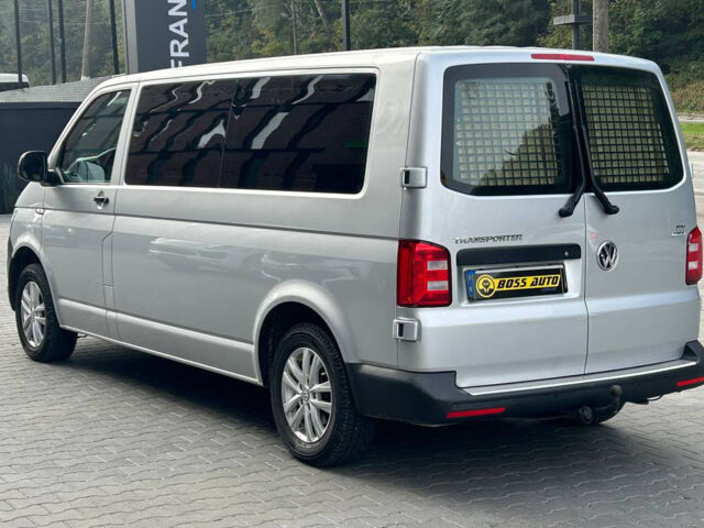 Серый Фольксваген Transporter, объемом двигателя 2 л и пробегом 227 тыс. км за 19000 $, фото 3 на Automoto.ua