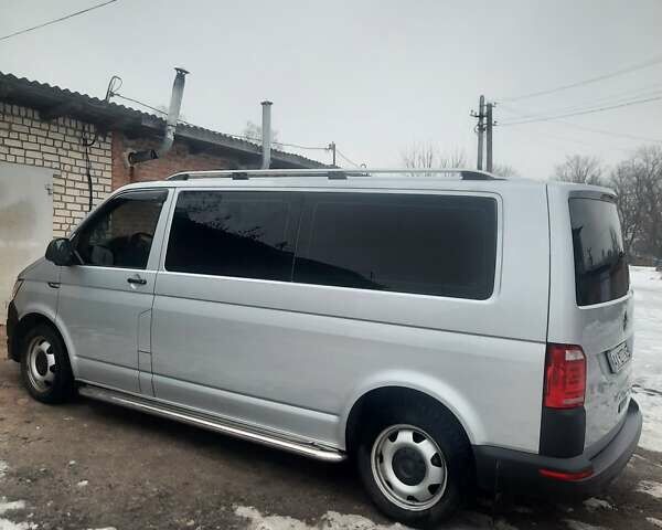 Сірий Фольксваген Transporter, об'ємом двигуна 2 л та пробігом 203 тис. км за 27500 $, фото 2 на Automoto.ua