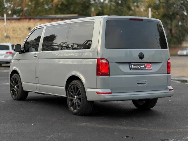 Серый Фольксваген Transporter, объемом двигателя 2 л и пробегом 218 тыс. км за 14440 $, фото 8 на Automoto.ua