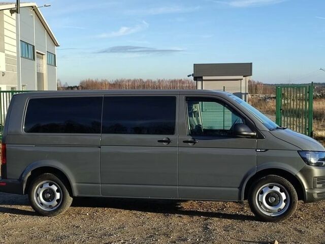 Серый Фольксваген Transporter, объемом двигателя 2 л и пробегом 162 тыс. км за 10000 $, фото 9 на Automoto.ua