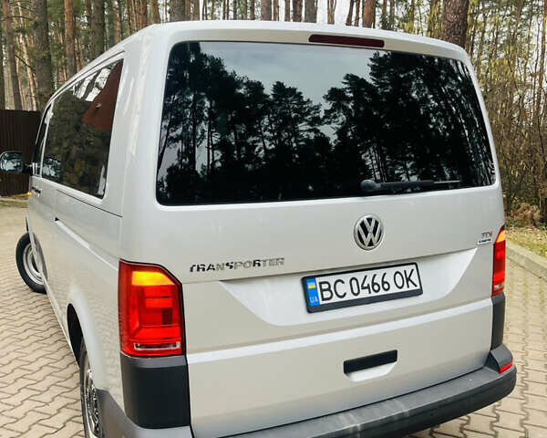 Серый Фольксваген Transporter, объемом двигателя 1.97 л и пробегом 258 тыс. км за 19800 $, фото 4 на Automoto.ua