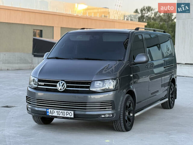 Серый Фольксваген Transporter, объемом двигателя 2 л и пробегом 299 тыс. км за 25000 $, фото 2 на Automoto.ua