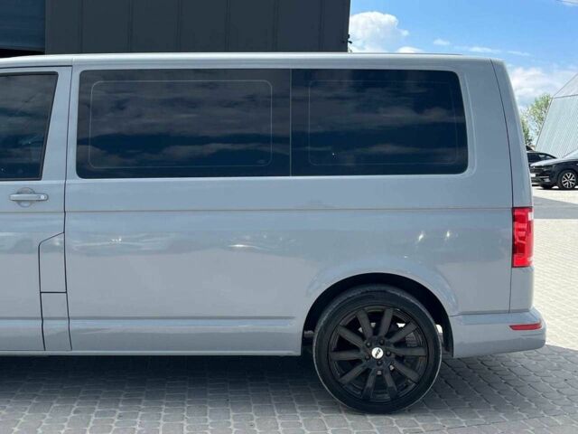 Серый Фольксваген Transporter, объемом двигателя 2 л и пробегом 218 тыс. км за 13990 $, фото 4 на Automoto.ua