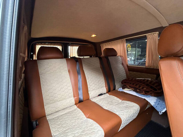 Серый Фольксваген Transporter, объемом двигателя 2 л и пробегом 227 тыс. км за 19000 $, фото 14 на Automoto.ua