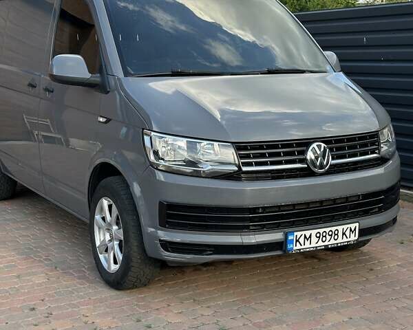 Серый Фольксваген Transporter, объемом двигателя 2 л и пробегом 200 тыс. км за 18200 $, фото 3 на Automoto.ua