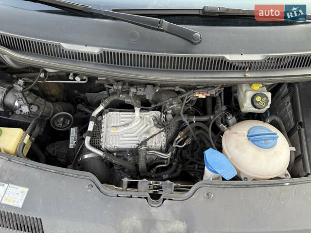 Сірий Фольксваген Transporter, об'ємом двигуна 2 л та пробігом 191 тис. км за 20800 $, фото 13 на Automoto.ua