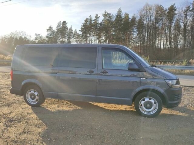 Серый Фольксваген Transporter, объемом двигателя 2 л и пробегом 162 тыс. км за 10000 $, фото 10 на Automoto.ua