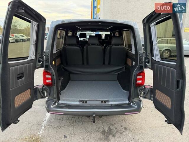 Серый Фольксваген Transporter, объемом двигателя 1.97 л и пробегом 229 тыс. км за 22800 $, фото 24 на Automoto.ua