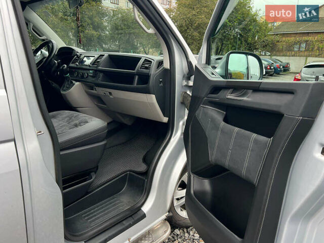 Серый Фольксваген Transporter, объемом двигателя 1.97 л и пробегом 430 тыс. км за 20250 $, фото 7 на Automoto.ua