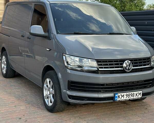 Серый Фольксваген Transporter, объемом двигателя 2 л и пробегом 200 тыс. км за 18200 $, фото 1 на Automoto.ua