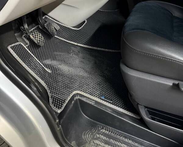 Сірий Фольксваген Transporter, об'ємом двигуна 2 л та пробігом 216 тис. км за 20800 $, фото 18 на Automoto.ua