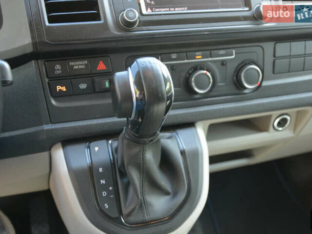 Сірий Фольксваген Transporter, об'ємом двигуна 1.97 л та пробігом 219 тис. км за 22200 $, фото 14 на Automoto.ua