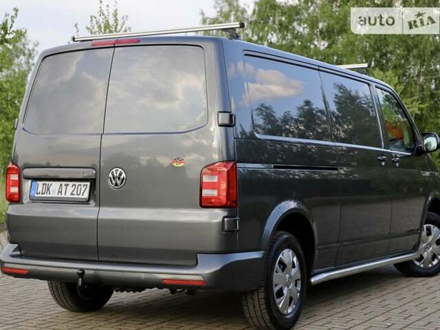 Сірий Фольксваген Transporter, об'ємом двигуна 2 л та пробігом 247 тис. км за 21900 $, фото 20 на Automoto.ua