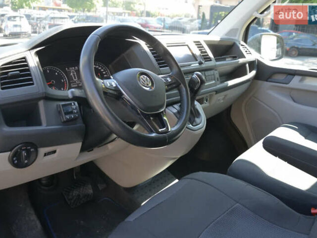 Сірий Фольксваген Transporter, об'ємом двигуна 1.97 л та пробігом 219 тис. км за 22200 $, фото 11 на Automoto.ua