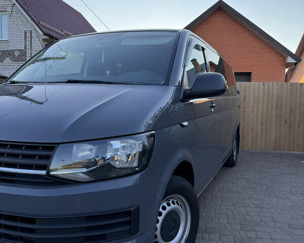 Сірий Фольксваген Transporter, об'ємом двигуна 1.97 л та пробігом 330 тис. км за 19000 $, фото 3 на Automoto.ua