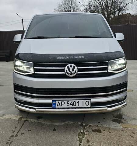 Сірий Фольксваген Transporter, об'ємом двигуна 2 л та пробігом 216 тис. км за 20800 $, фото 1 на Automoto.ua