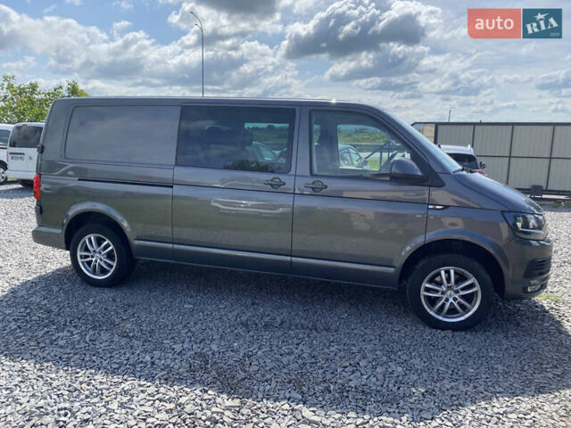 Серый Фольксваген Transporter, объемом двигателя 2 л и пробегом 223 тыс. км за 24500 $, фото 1 на Automoto.ua