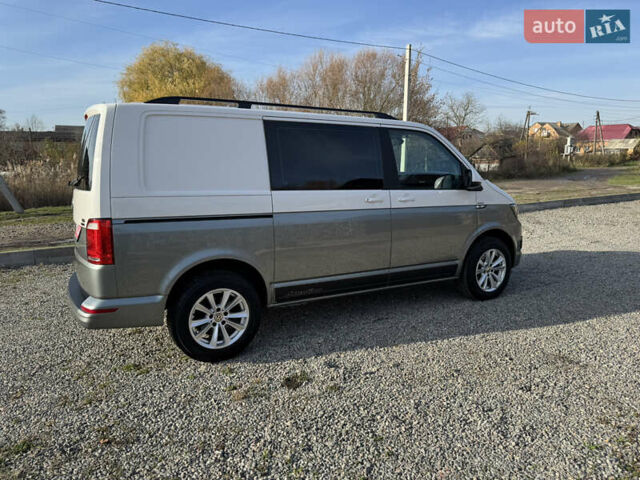 Серый Фольксваген Transporter, объемом двигателя 2 л и пробегом 263 тыс. км за 21800 $, фото 22 на Automoto.ua