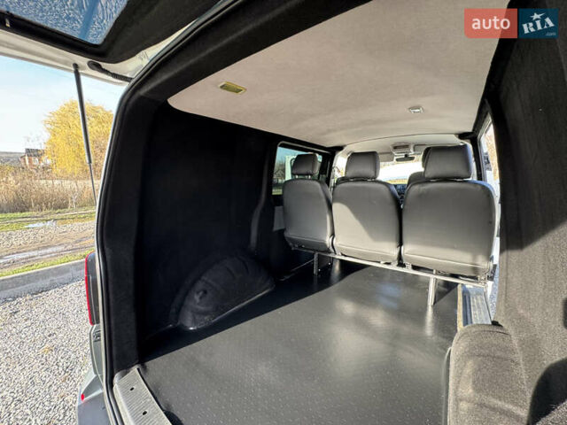 Серый Фольксваген Transporter, объемом двигателя 2 л и пробегом 263 тыс. км за 21800 $, фото 65 на Automoto.ua