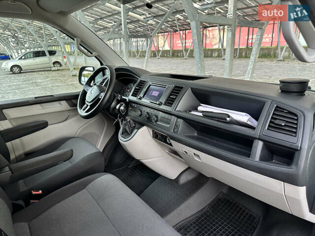 Сірий Фольксваген Transporter, об'ємом двигуна 2 л та пробігом 174 тис. км за 22700 $, фото 19 на Automoto.ua