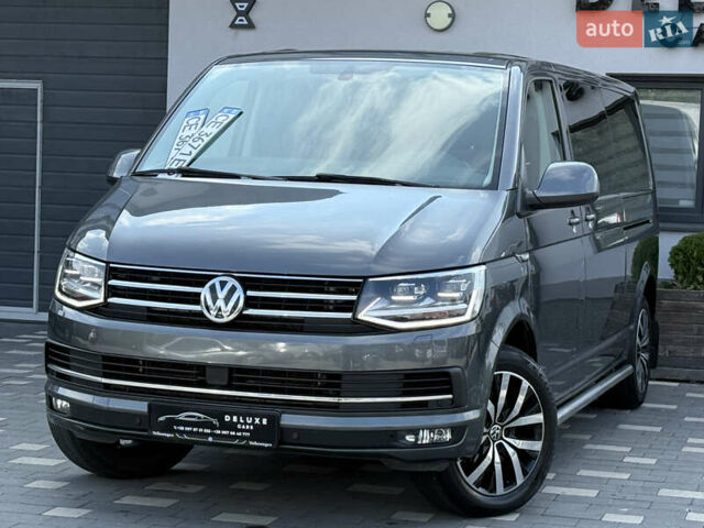 Серый Фольксваген Transporter, объемом двигателя 2 л и пробегом 270 тыс. км за 31900 $, фото 1 на Automoto.ua